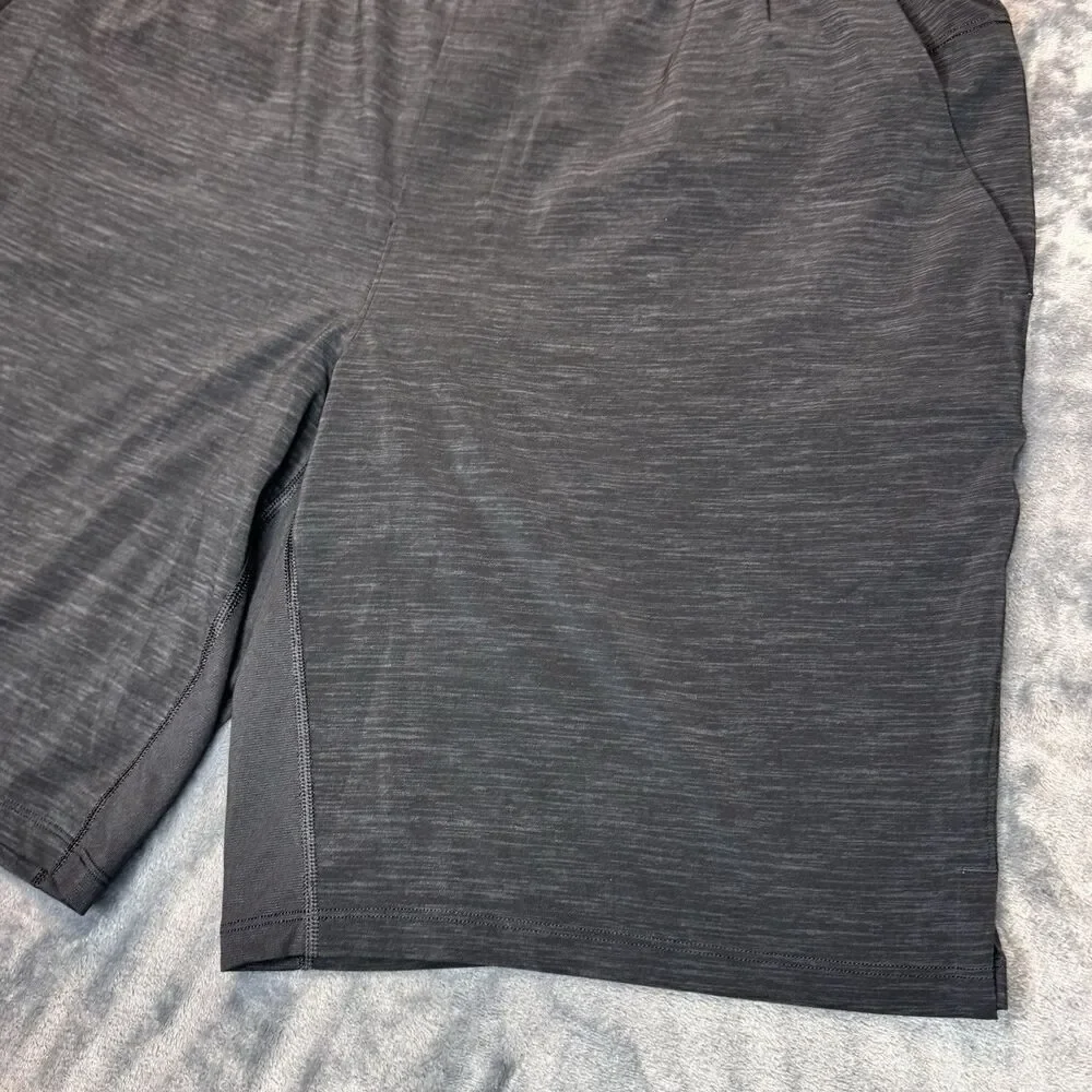 LULULEMON Men Sz L Shorts 9.5” Lined Charcoal Gray Black Yoga Sport Luxury 0227